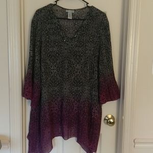 Patterned, light and airy tunic